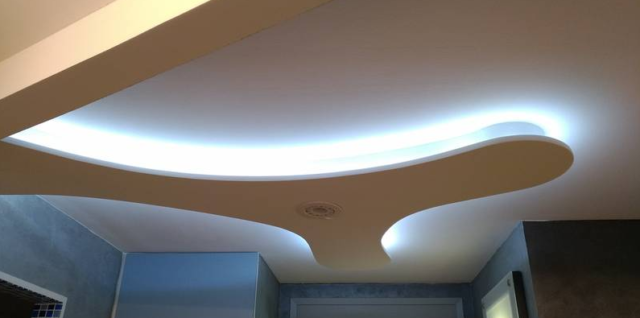 plafond decoratif