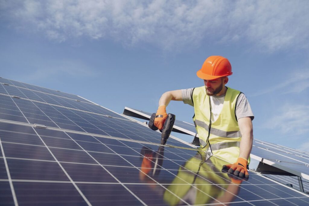 3-Installation de panneaux solaires à Belleville-en-Beaujolais