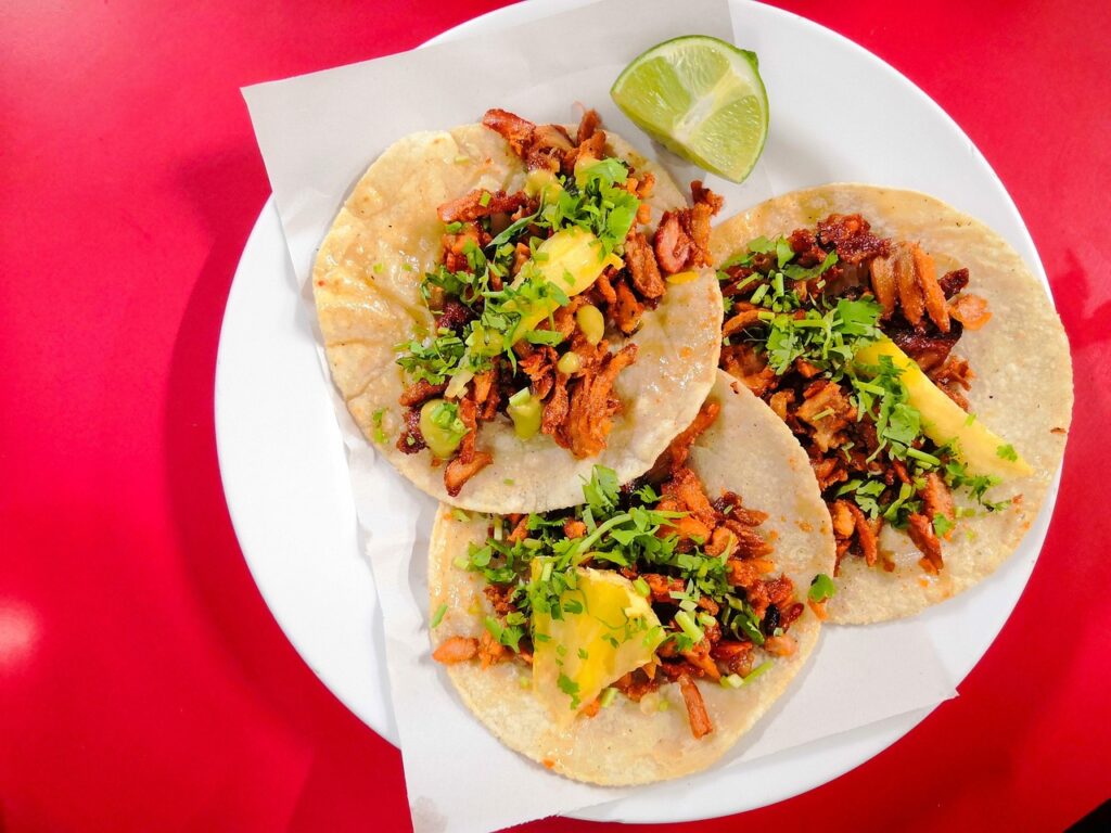 découvrez des recettes maison savoureuses de sauces pour tacos, faciles à préparer et parfaites pour relever vos plats mexicains.