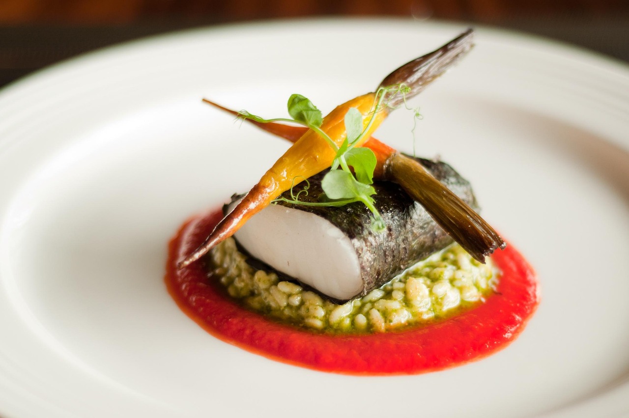 découvrez la richesse de la gastronomie française, ses recettes traditionnelles, ses saveurs uniques et son art de la table renommé dans le monde entier.